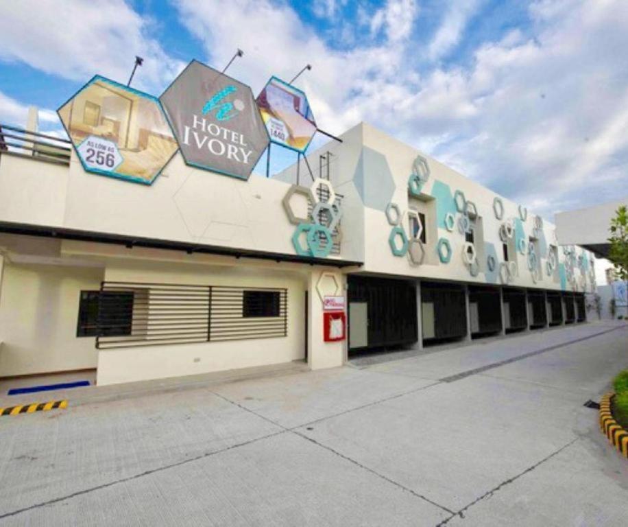 Hotel Ivory Pampanga Exterior foto